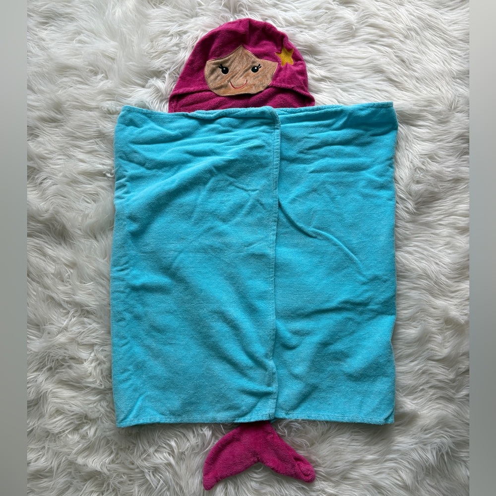 Kids' Blue and Pink Mermaid Hooded Towel